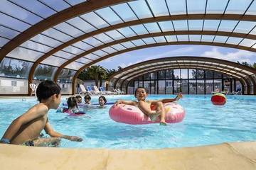 Camping für 4 Personen in La Tranche-sur-Mer, Vendée, Bild 1