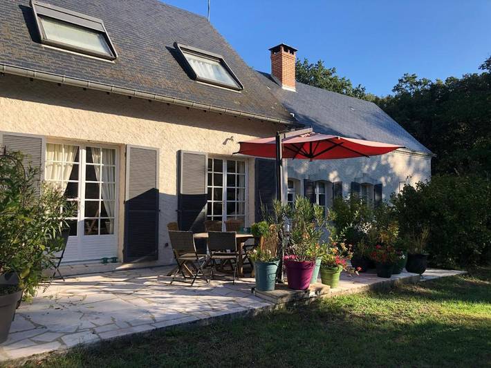 Chambre d’hôte pour 5 personnes, avec piscine et terrasse