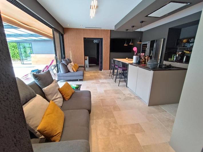 Location de vacances pour 4 personnes, avec piscine, adapté aux familles à Vayrac - 2