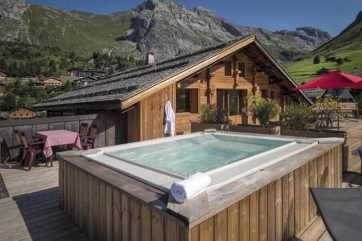 Gîte pour 11 personnes, avec Balcon et Jacuzzi à Le Grand-Bornand