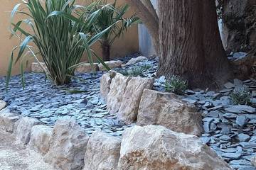 Gîte pour 2 personnes, avec jardin et terrasse à Grézieu-la-Varenne
