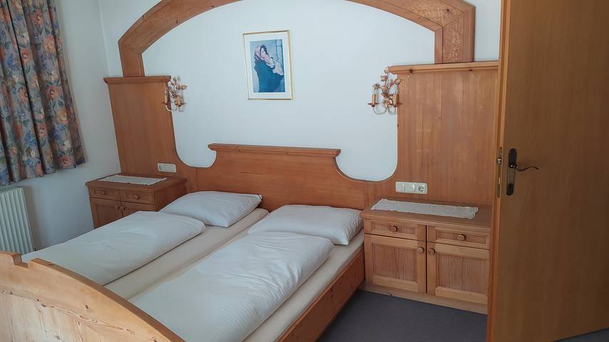 Ganze Ferienwohnung, Appartement "Rose" in Madseit, Hintertux