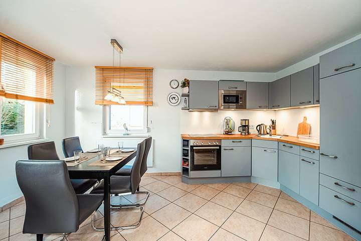 Ferienhaus für 5 Personen, mit Terrasse und Garten in Breege - 3
