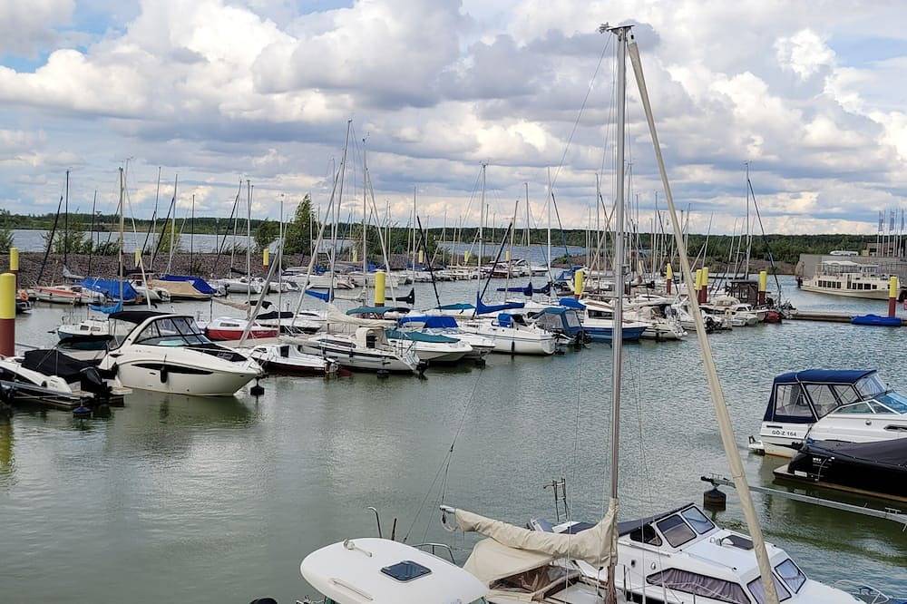 Ganze Wohnung, Wunderschöne familienfreundliche Wohnung am See in Zwenkau, Zwenkauer See