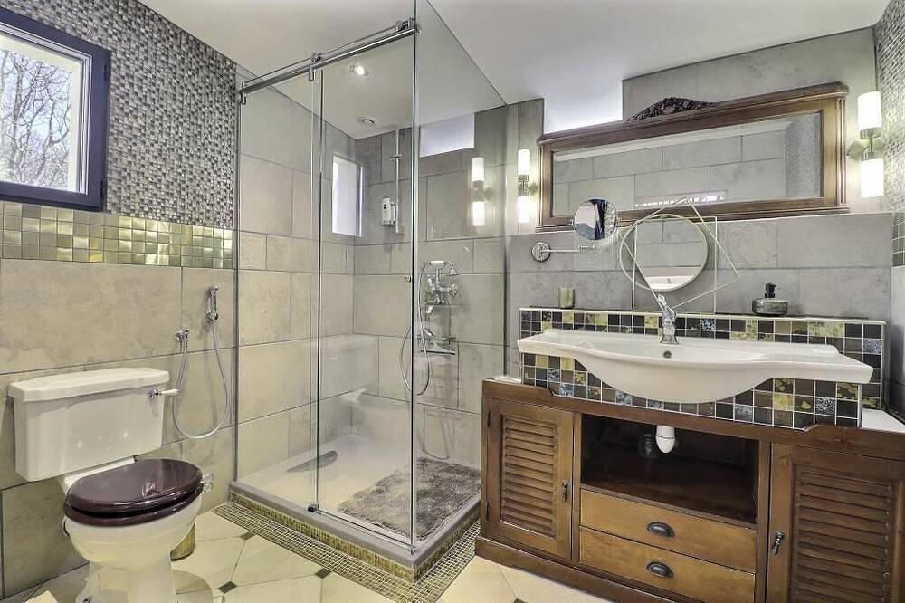 L'atelier - Atypical loft with swimming pool and 3* garden in Aubais, Region de Nimes