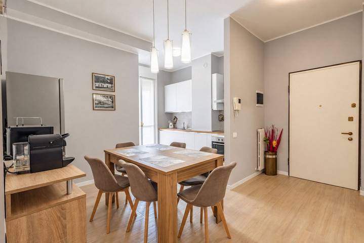 Appartamento intero, GuestHost - Dimora Carrara Bergamo in Bergamo, Provincia di Bergamo