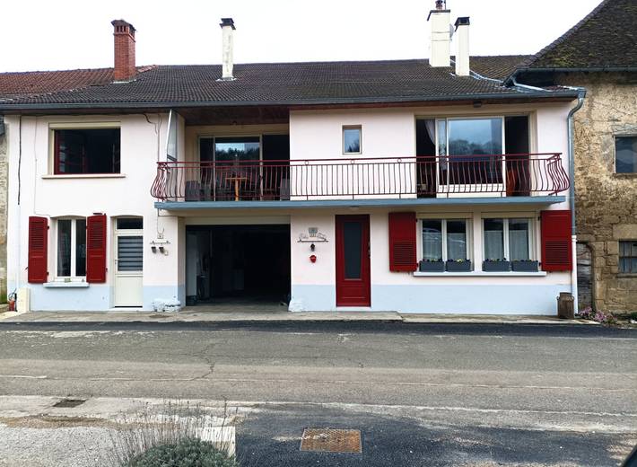 Gîte pour 4 personnes, avec balcon, animaux acceptés dans Chamole
