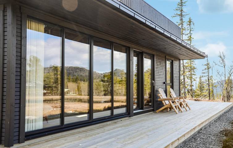 Ferienhaus für 9 Personen mit Garten in Sigdal