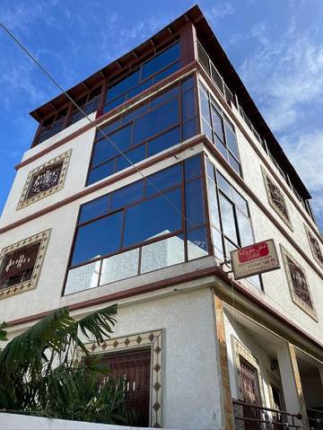 Gîte pour 5 personnes, avec terrasse et jacuzzi dans Ksar Es Sghir