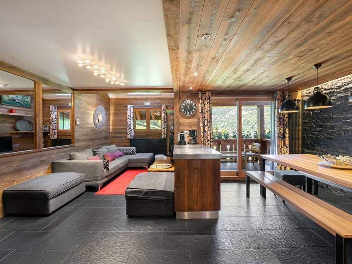 Gîte pour 8 personnes, avec piscine et terrasse dans Meribel Village - 2