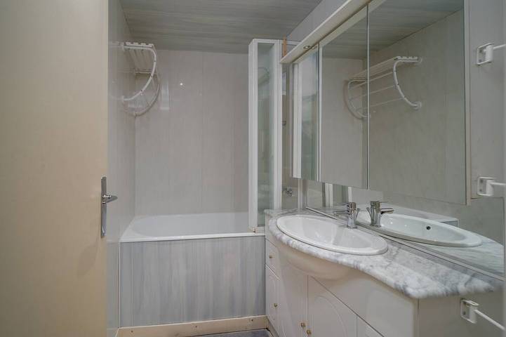 Gîte pour 6 personnes dans Cinéma L'Aiguille - 4