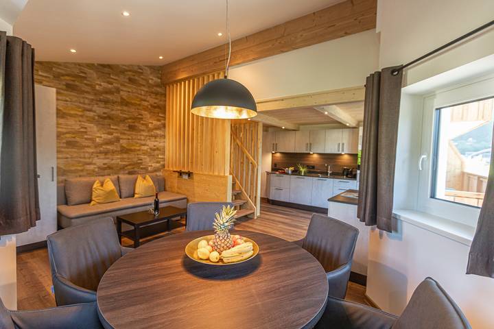 Ferienwohnung für 6 Personen, mit Balkon und Garten in Zell am See