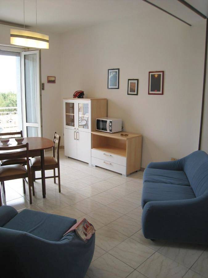 Appartamento per 6 persone, con Balcone e Piscina nonché Panorama a Gatteo A Mare