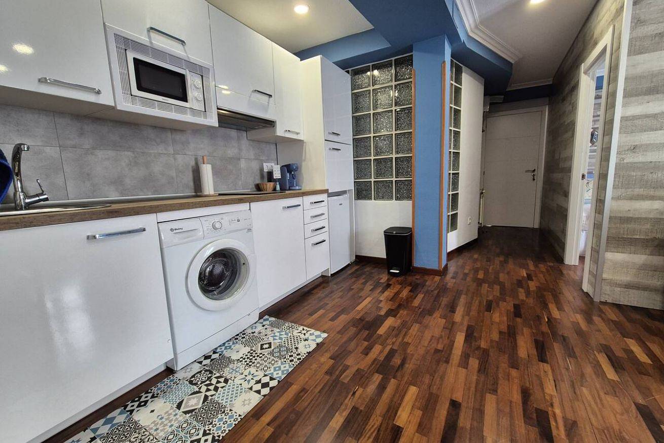 Ganze Wohnung, 1A152 El Veleru Popa Apartments in Distrito Centro (Gijón), Gijón