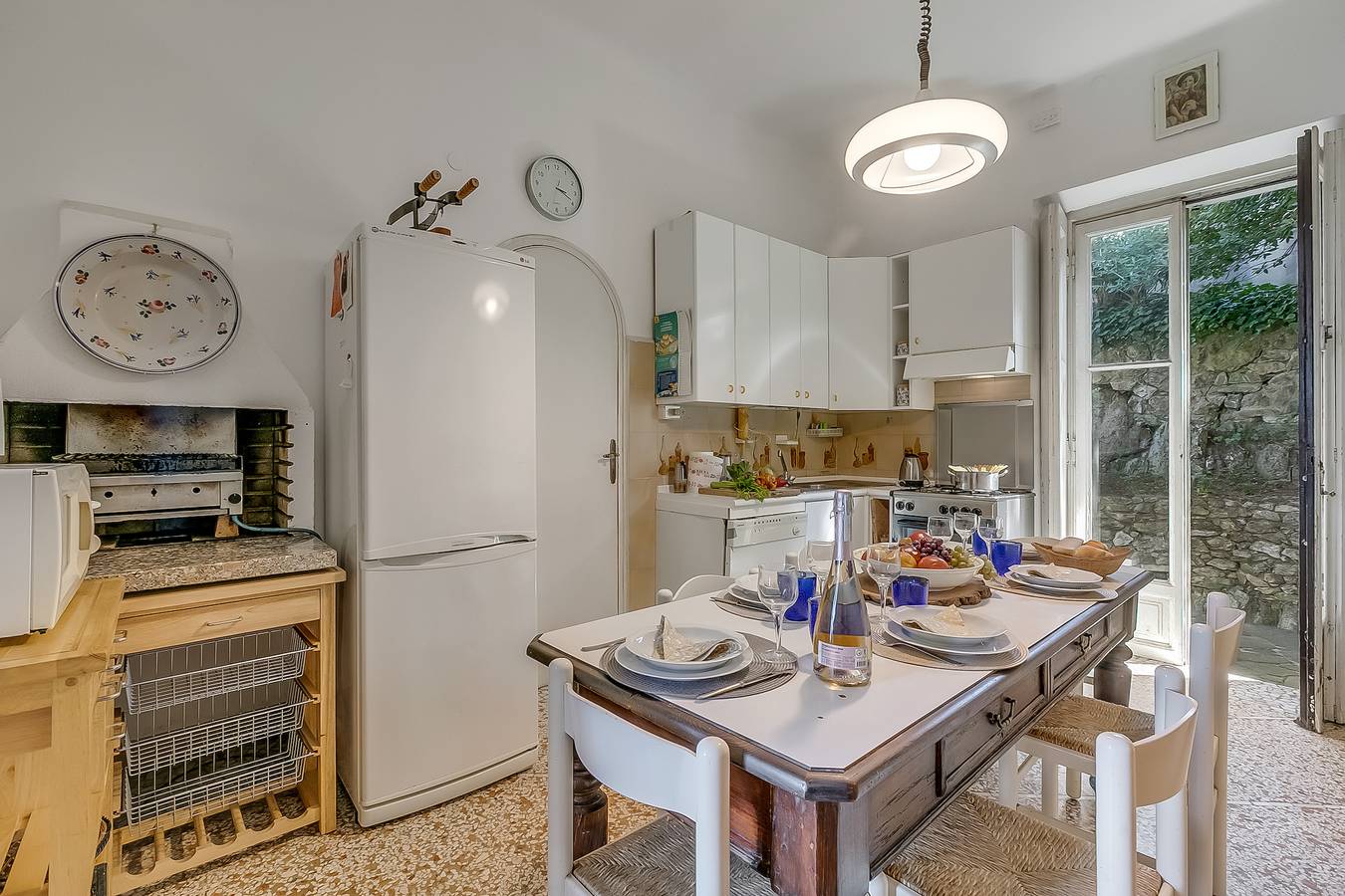 Villa Incanto Sul Lago Lake Front in Laveno-Mombello, Lago Maggiore (Lombardei)