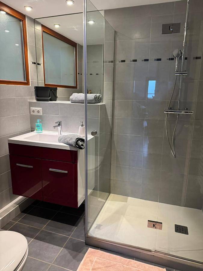 Gîte pour 4 personnes, avec vue et balcon à Yvoire - 3