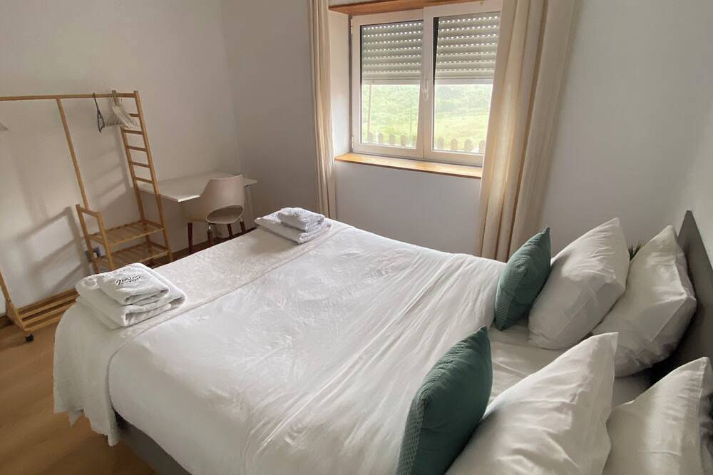 4 bedroom villa with barbecue and pool - Like a Local in Ericeira, Lisbon District