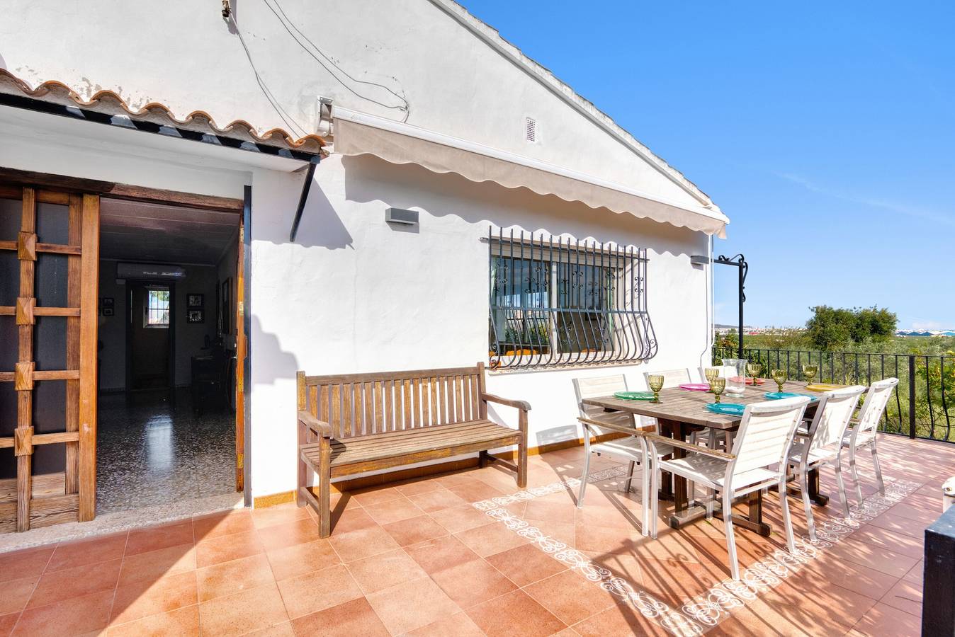 Casa de vacaciones "La Pedrera" con vistas al mar, piscina privada y terrazas privadas in Potríes, Costa de Valencia