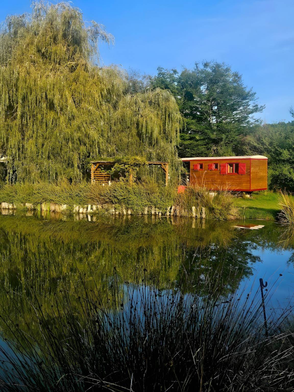 Landhaus 'La Zibetterie' mit privatem Pool, Terrasse und Wlan in Saint-Privé, Auxerre und Umgebung