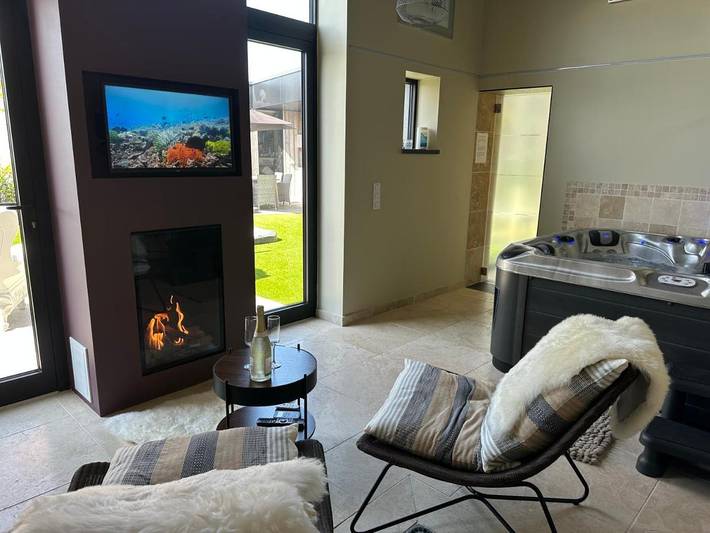 Maison de vacances pour 6 personnes, avec Jacuzzi et Terrasse ainsi que Jardin et Sauna à Zottegem