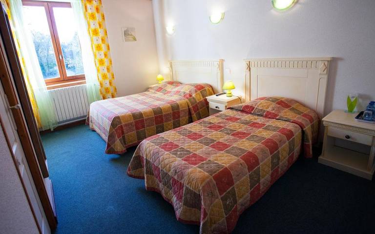 Hôtel pour 3 personnes, avec terrasse et vue, animaux acceptés à Bretonvillers - 3