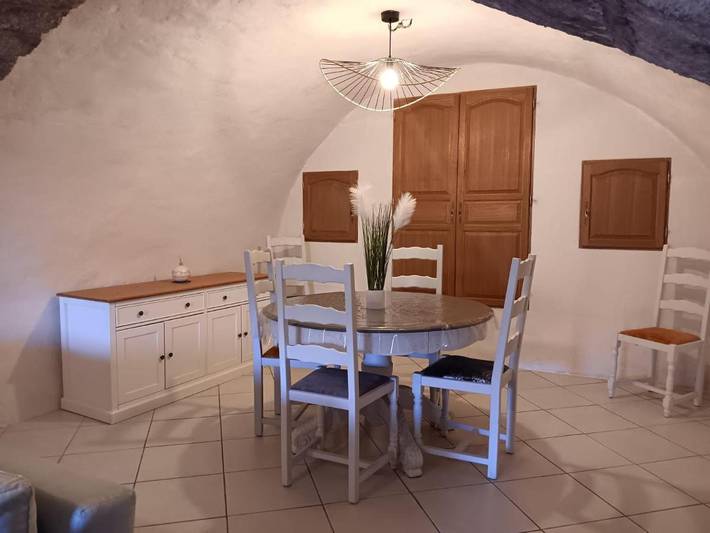Location de vacances pour 6 personnes, avec jardin et vue à Chomérac - 4