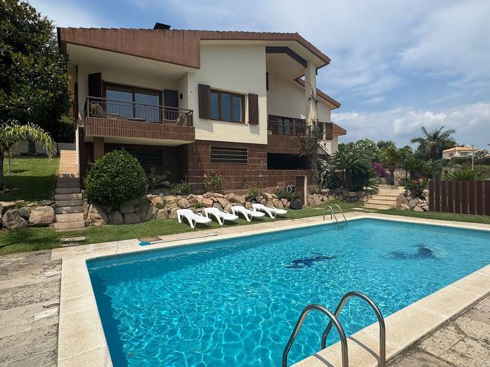 Casa rural para 8 personas, con Balcón y Jardín en Calonge