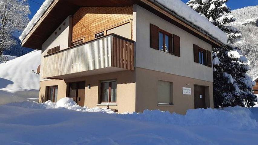 Vakantiehuis voor 8 personen, met tuin en uitzicht, kindvriendelijk in Mellau