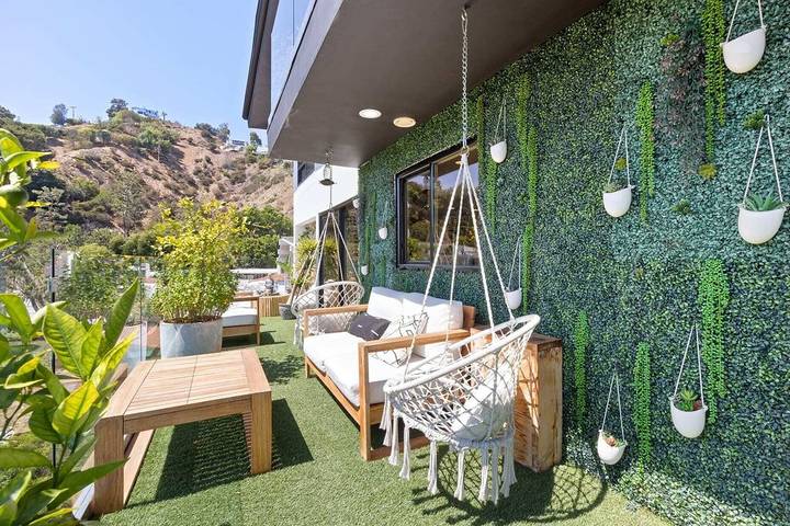 Villa for 10 people, with yard and hot tub in Los Angeles