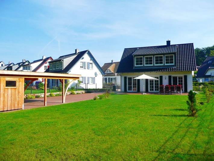 Ferienhaus für 8 Personen, mit Terrasse und Garten in Koserow