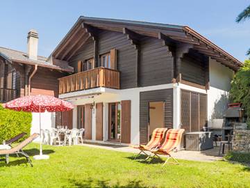 Gîte pour 6 personnes, avec jardin à Lens (Suisse)