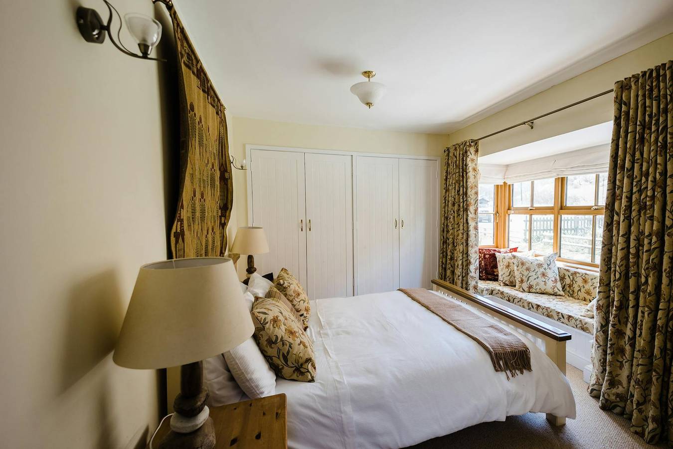 Meddyg y Mor, Cwm Tydu in Cardigan Bay