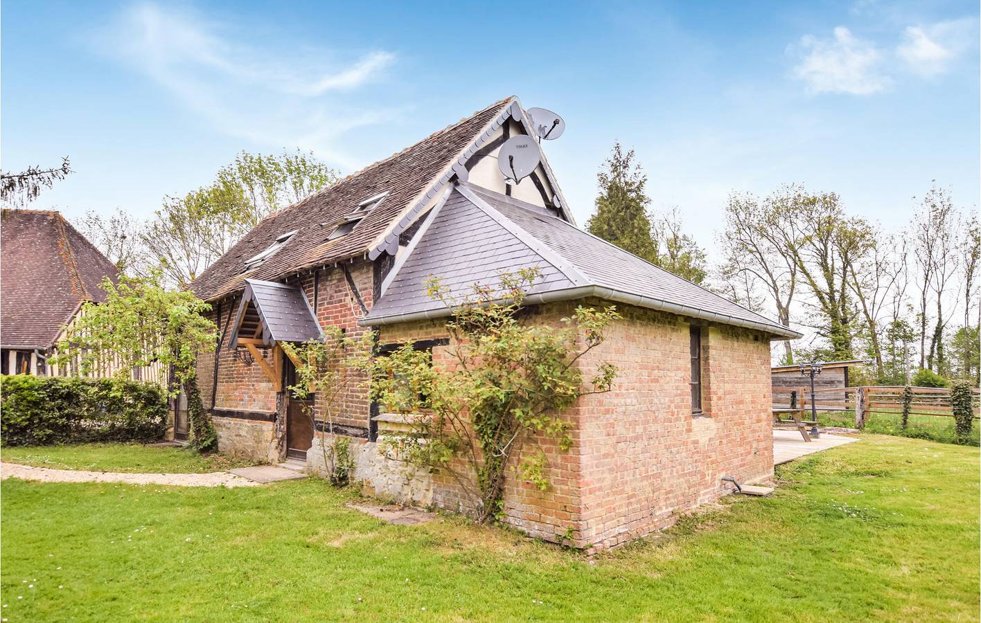 Wohnung Boissey: Parkplatz, Pool, Garten, Internet. in Saint-Pierre-en-Auge, Lisieux und Umgebung