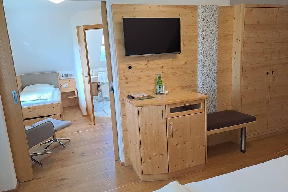 Familienzimmer - Glatz \"Haus Siegesbrunn\" in Bad Waltersdorf, Steirerland