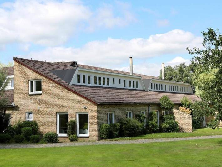 Bungalow voor 15 personen, met terras in Gulpen