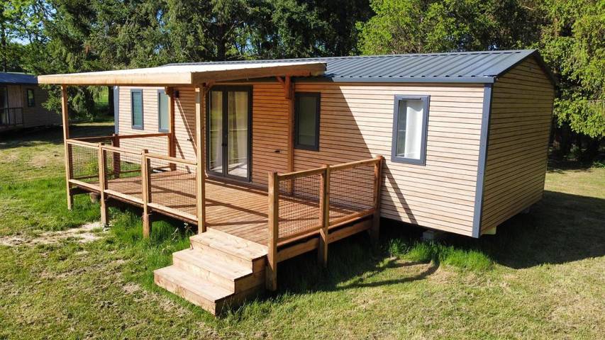 Location de vacances pour 7 personnes, avec piscine et vue ainsi que jardin et terrasse dans Saint-Médard (Indre) - 2