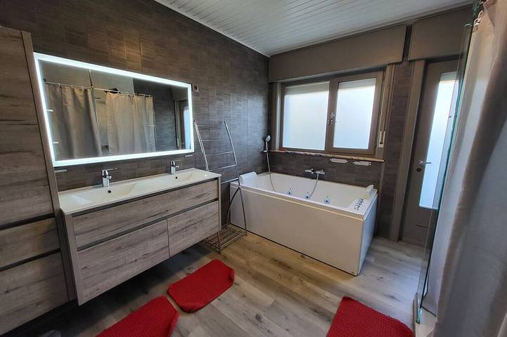 Chambre d’hôte pour 6 personnes, avec jacuzzi et jardin à Tournai - 4