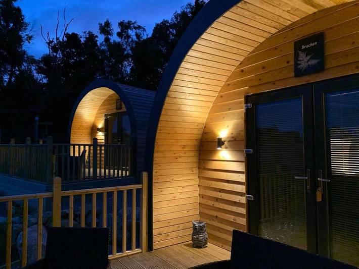 Glamping for 2 people, with Balcony and Terrace as well as Hot tub and Garden in Inverness