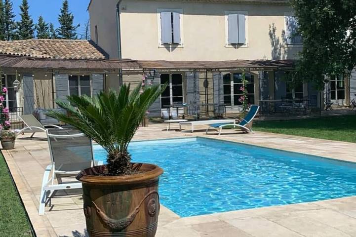 Location de vacances pour 10 personnes à Saint-Geniès-de-Comolas