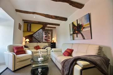 Gîte pour 7 personnes, avec jardin et terrasse à Plancoët