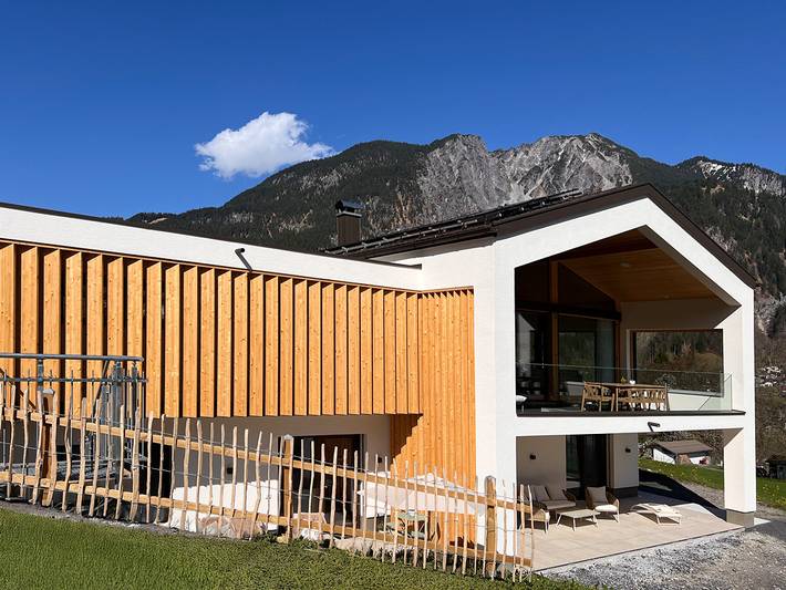 Ferienwohnung für 4 Personen, mit Garten und Ausblick in Vandans - 2