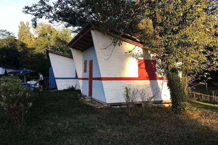 Gîte pour 4 personnes à Saint-Honoré-les-Bains - 2