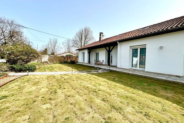 Villa pour 12 personnes, avec Terrasse et Jardin ainsi que Piscine et Vue sur le lac à Gujan-Mestras - 4