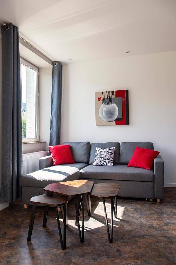 Gîte pour 6 personnes, avec terrasse et vue dans Haut-Valromey - 4