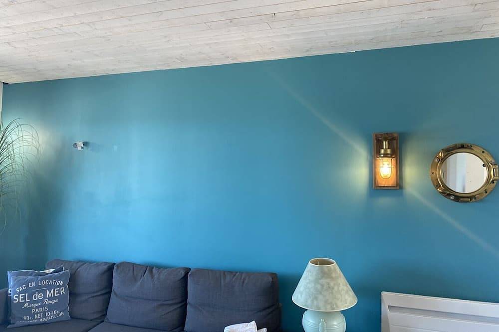 Entire apartment, Seafront apartment in Wissant, Boulogne-sur-Mer region