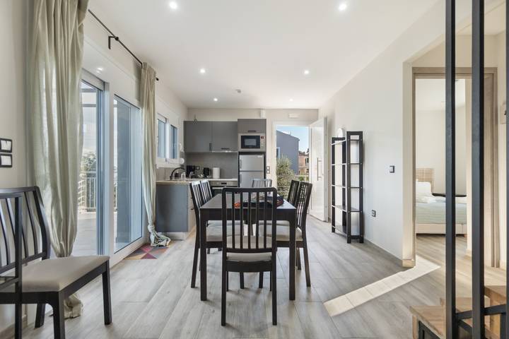 Gîte pour 8 personnes, avec jardin ainsi que bassin pour enfant et balcon à Céphalonie - 4