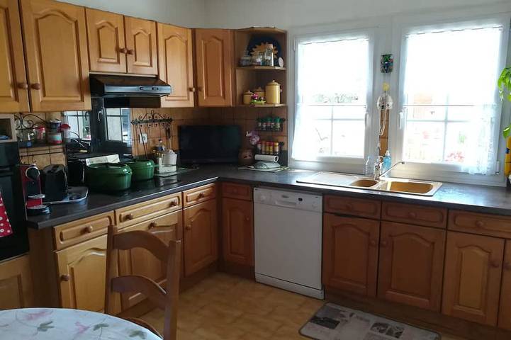 Gîte pour 9 personnes, avec piscine et jardin à Châteauneuf-les-Martigues - 4