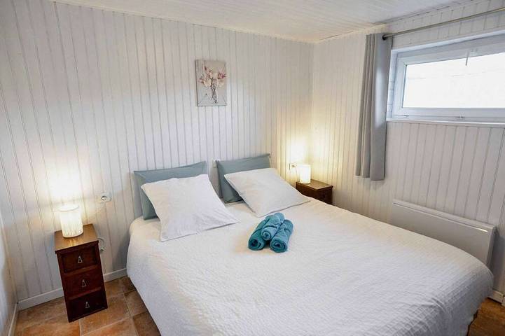 Gîte pour 6 personnes, avec jardin et terrasse ainsi que jacuzzi et piscine à Cros - 3