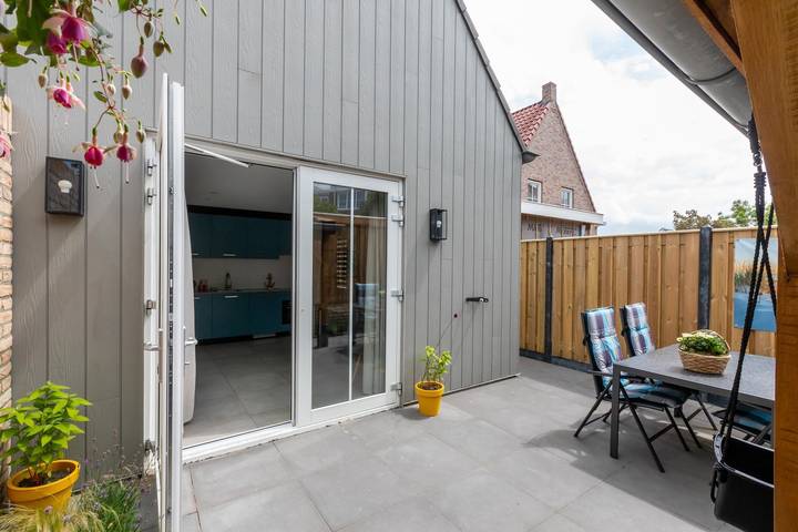 Ferienhaus für 4 Personen, mit Balkon/Terrasse und Terrasse sowie Garten in Westkapelle