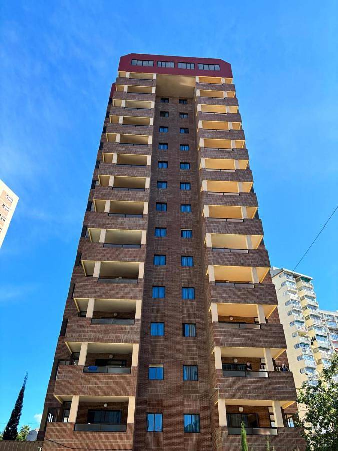 Casa rural para 3 personas, con piscina además de terraza y vistas en Benidorm - 2